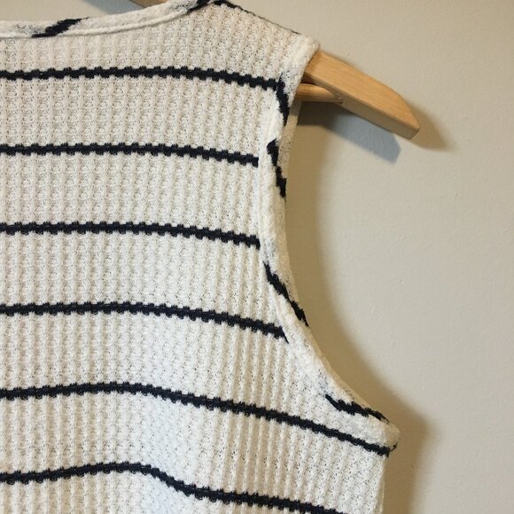 Tie Hem Wooden Button Down Tank Top - Picture 7 of 15